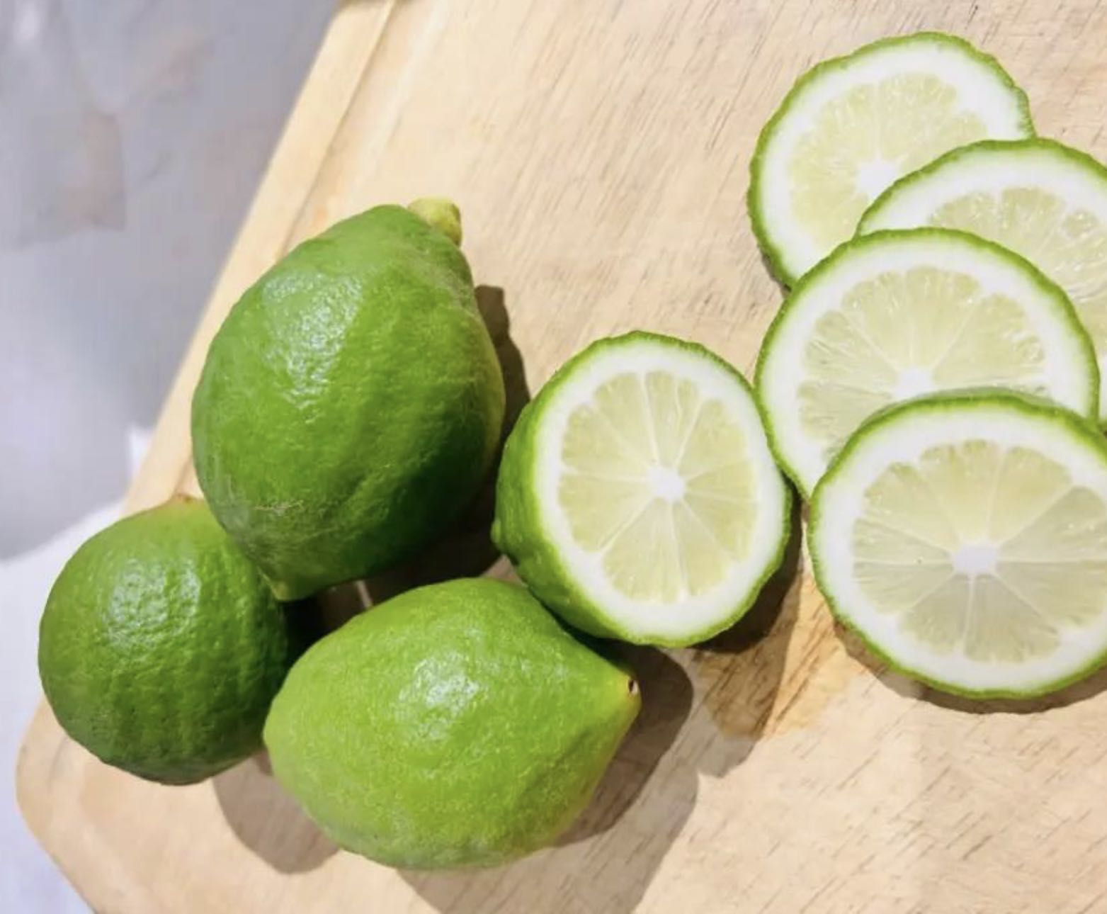 Utilizing Optical Sorting Technology for Selecting Perfume Lemons